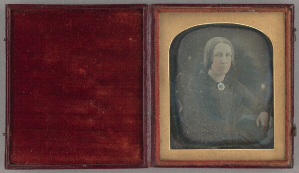 Unknown, [Portrait of a woman wearing a brooch]