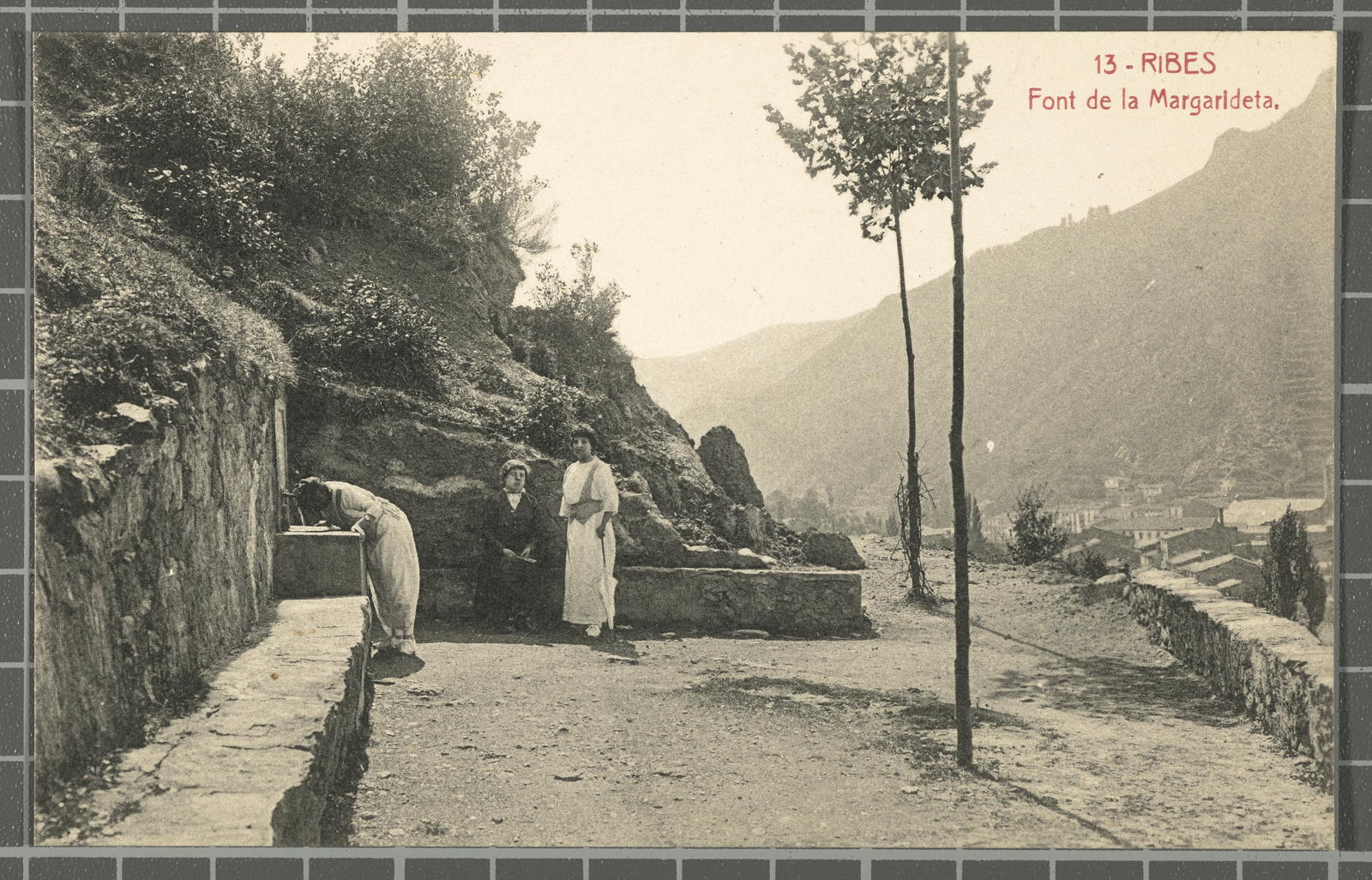 Desconegut, 13 - Ribes. Font de la Margarideta
