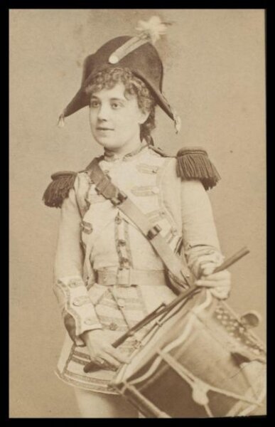 London Stereoscopic and Photographic Company, Guy Little Theatrical Photograph