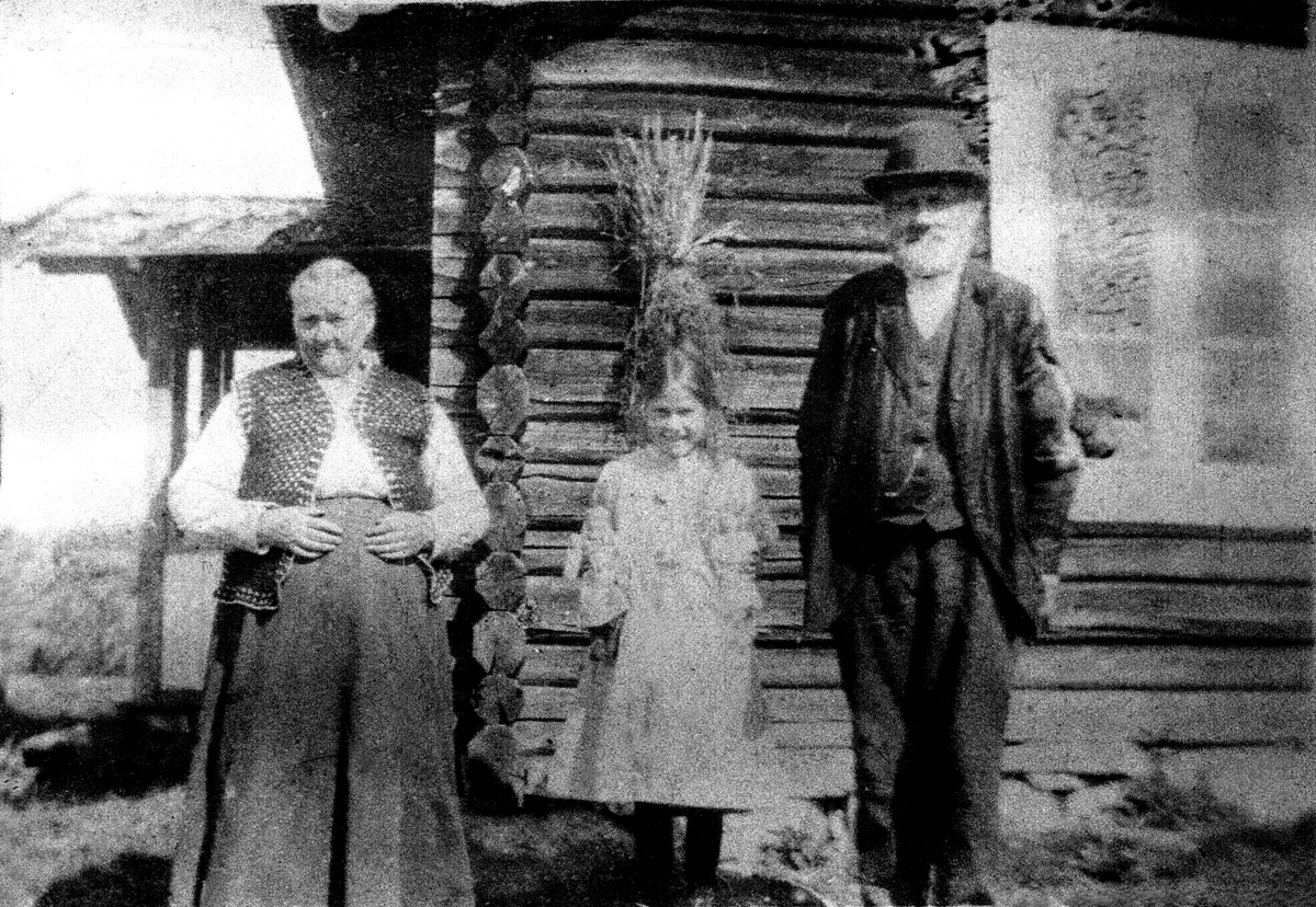 Anno Domkirkeodden, GRUPPE: 3, KRISTINE VESTLI, ANDREAS VESTLI, DATTERDATTER ANNE, VESTLI