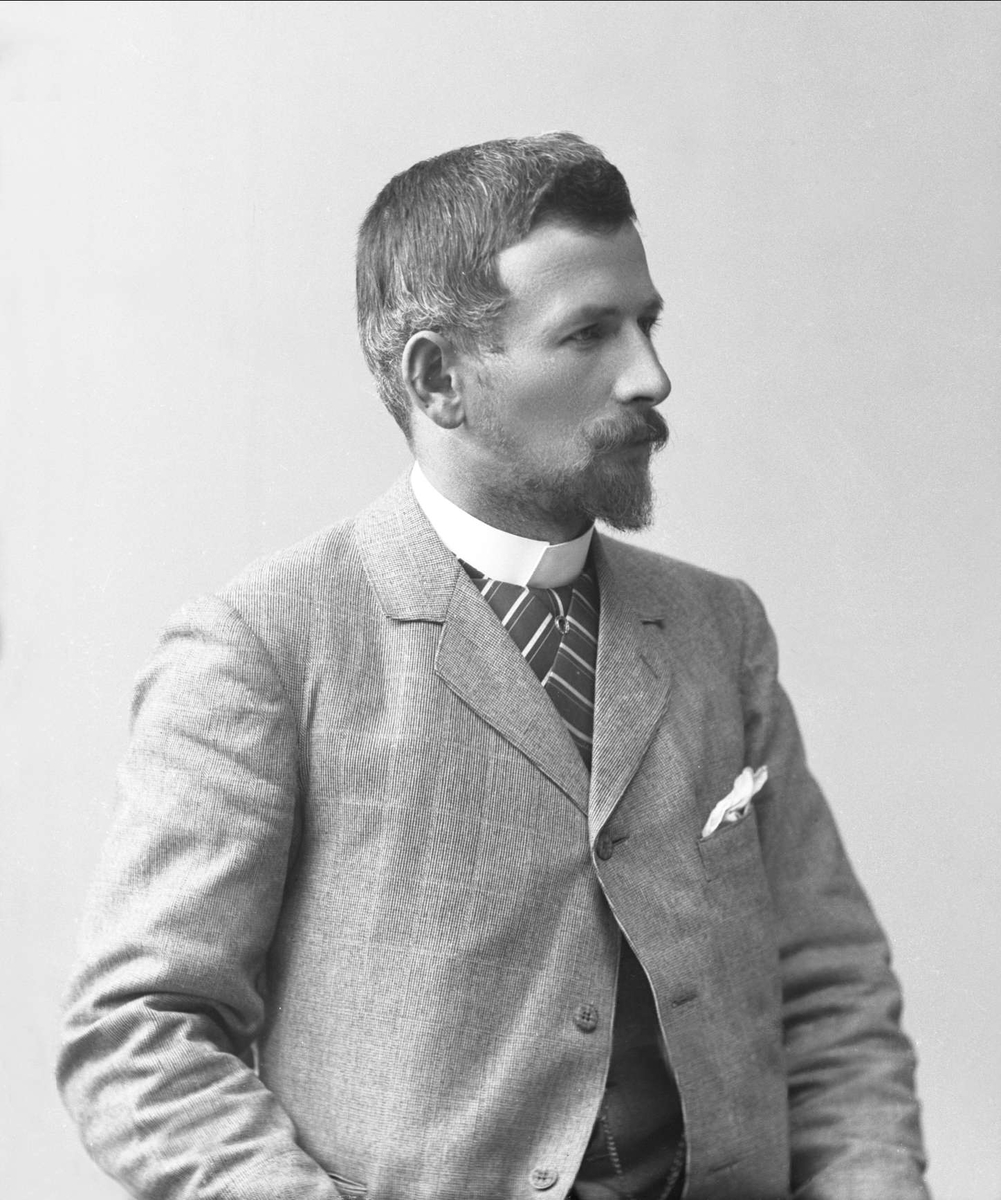 Gustav Borgen, NFB.47048