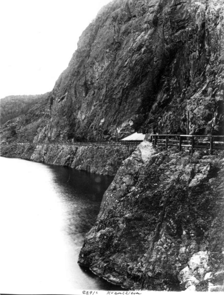 Axel Lindahl, Kvamskleven