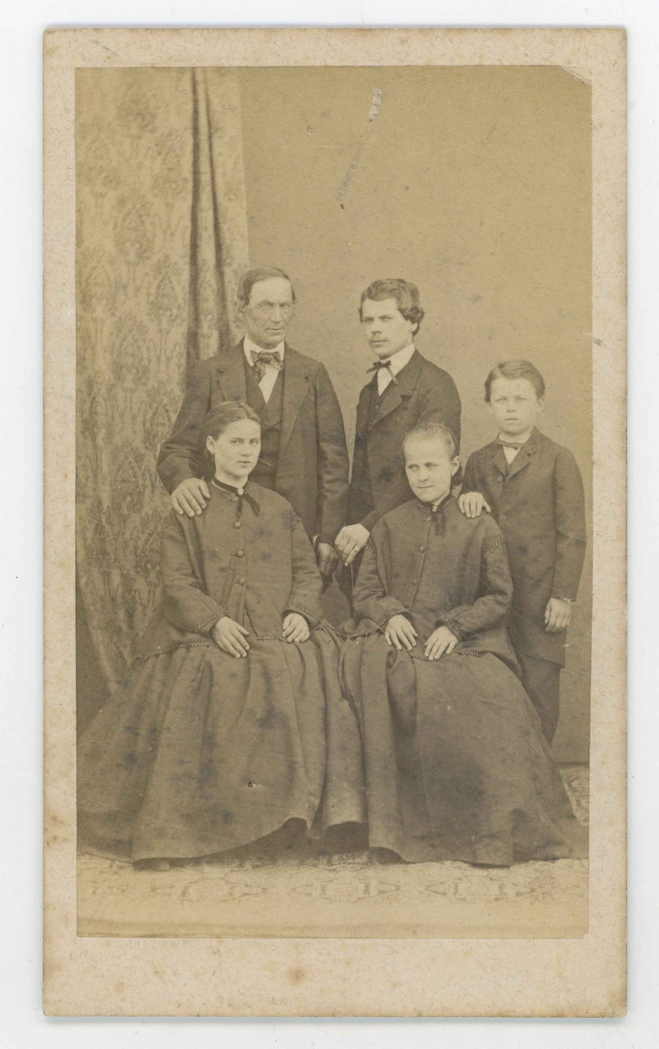 nepoznat, Obiteljski portret