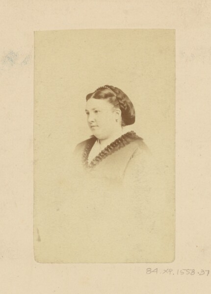 Unknown, [Portrait of a woman]