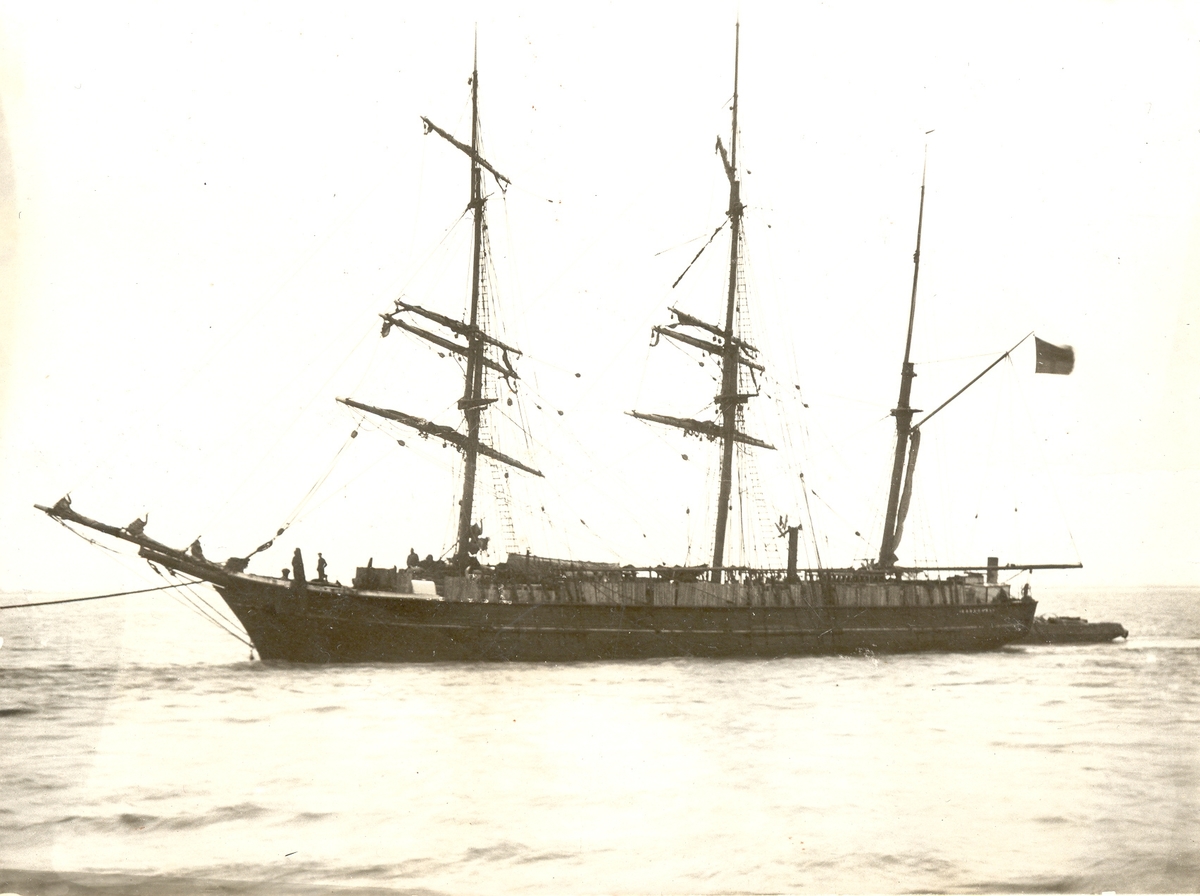 Unknown artist, Bark Kung Carl af Kalmar Hörde tidigare hemma i Råå. Redare: Gustaf Petersson. Såld 1914, strax före kriget. Hemma i Kalmar ca 1908,1909. Finns ej under Kalmar i skeppslistan 1910,1915. Fördes av kapten E.Franzen, Pataholm.