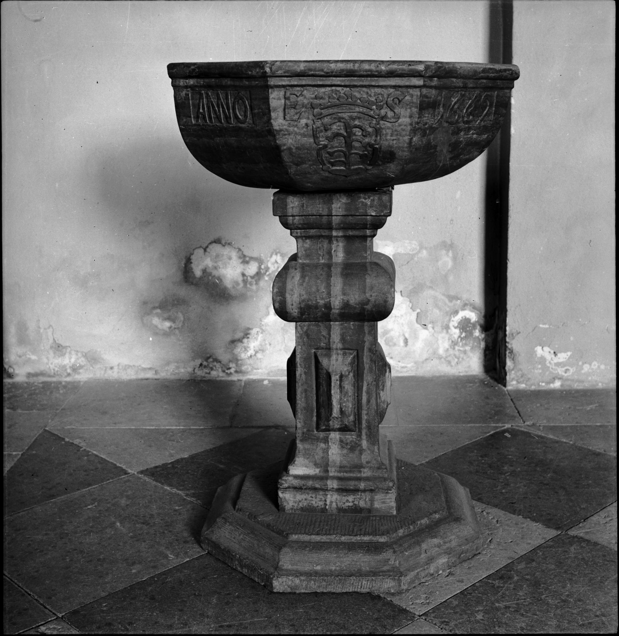 Ivar Schnell, Hyltinge kyrka