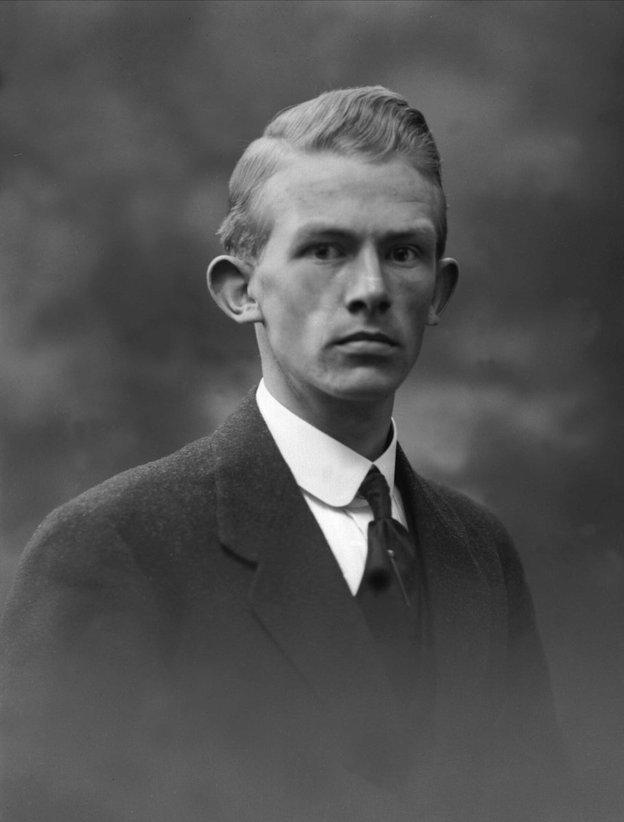 Gustav Borgen, NFB.14292