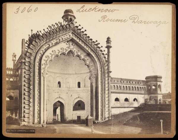 Francis Frith, Lucknow.  Roumi Darwaza