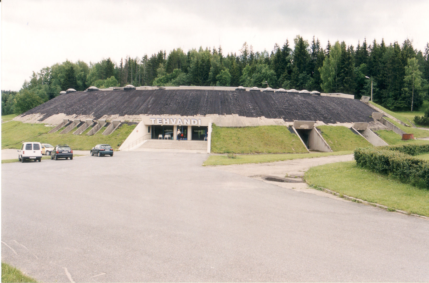 Aldo (author) Bones, Tehvandi spordikeskus