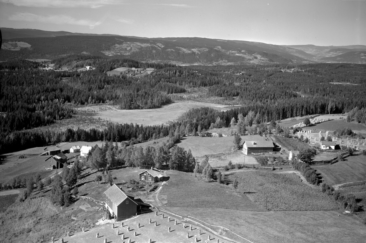 Anno Domkirkeodden, Flyfoto av Fjellheim gard, Brøttum, Ringsaker.