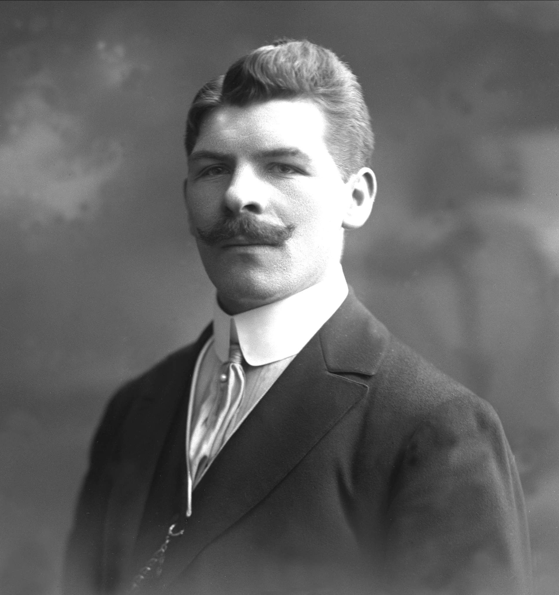 Gustav Borgen, NFB.53125
