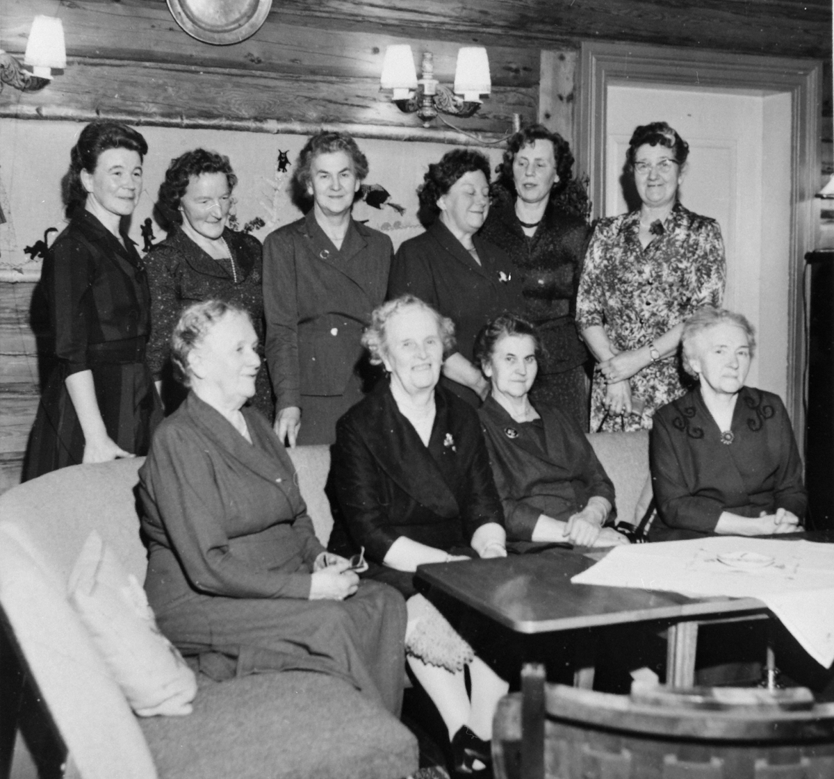 Anno Domkirkeodden, LØTEN BONDEKVINNELAG, GRUPPE 10, FORMENN GJENNOM 30 ÅR