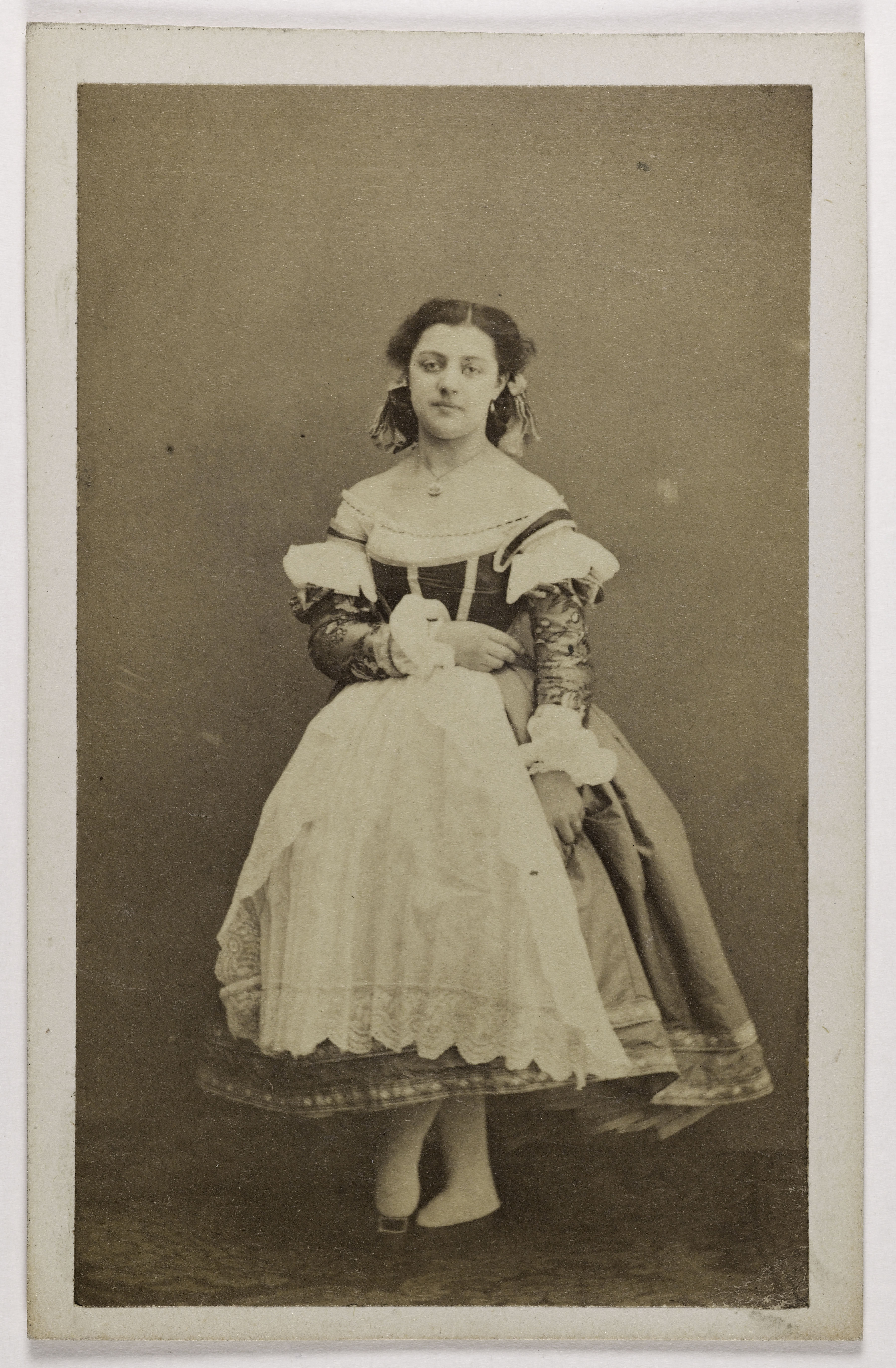 Anonyme, Portrait de Bianca (Blanche ou Céline Boissard, dite), (1840-1902), (actrice)