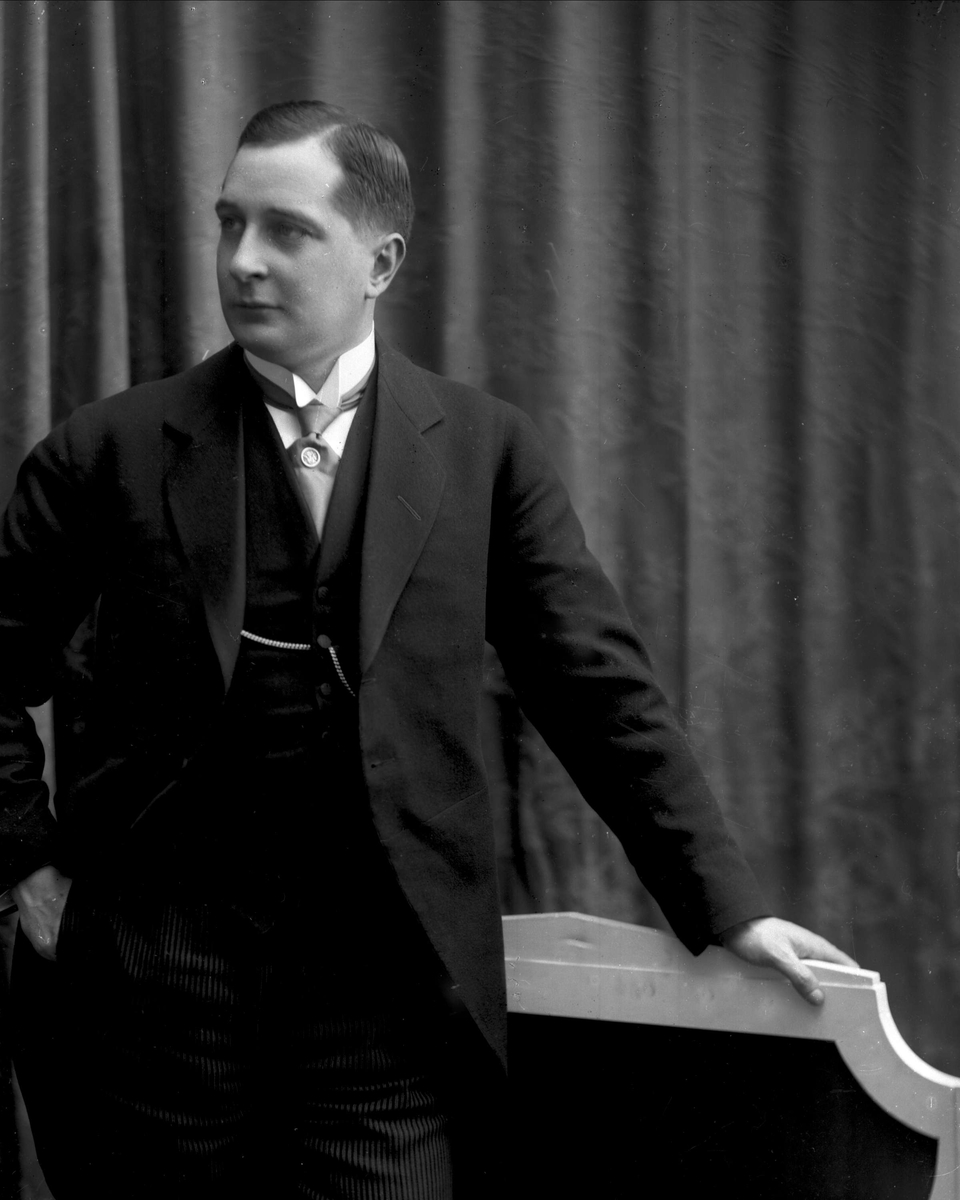 Gustav Borgen, NFB.20112