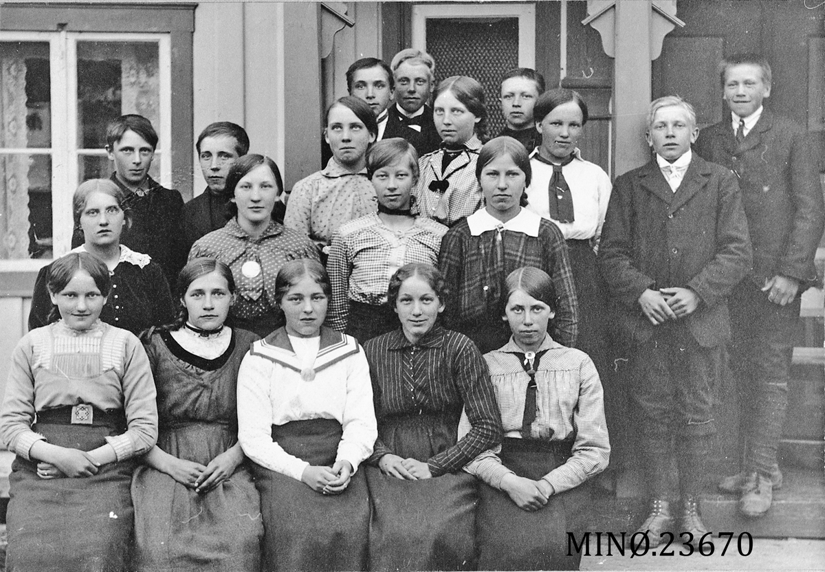 H. A Eriksson, Gruppebilde, skolebilde