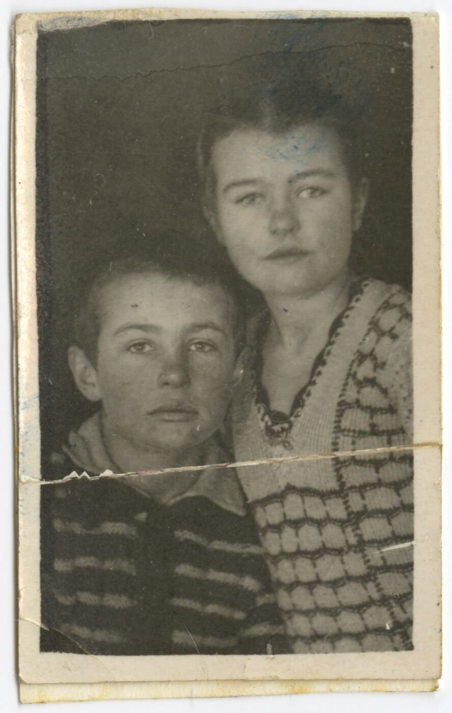 Nežinomas autorius, Šalkauskai tremtyje