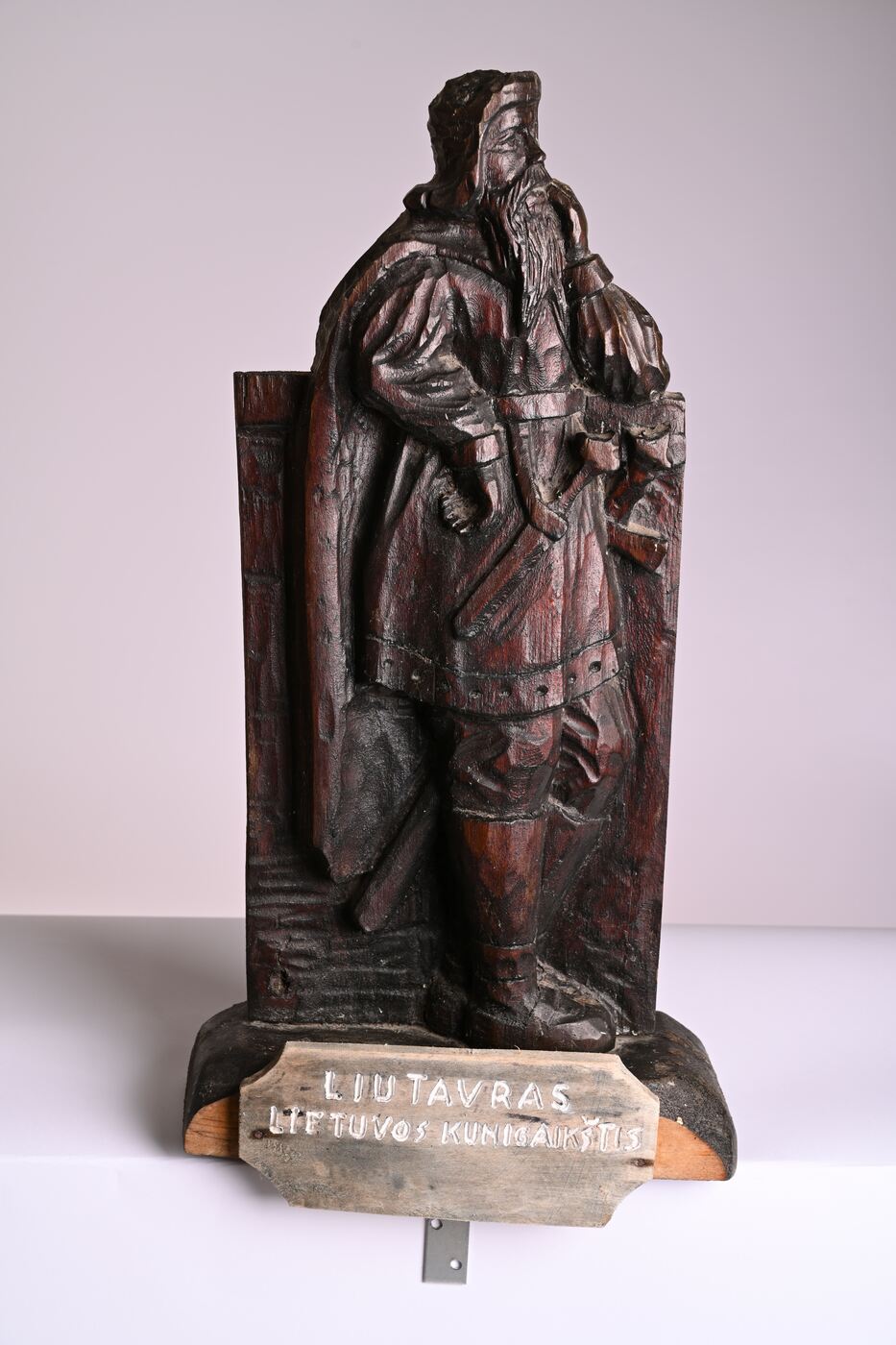 Antanas Bagdonas, Medžio skulptūra „Liutavras, žemaičių kunigaikštis (1282–1292)“