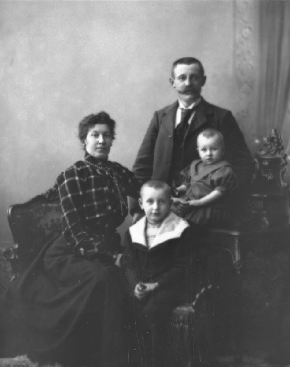 Gustav Borgen, NFB.49777