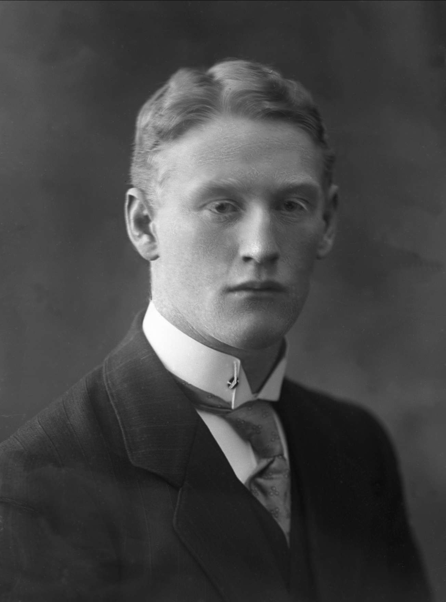 Gustav Borgen, NFB.35669