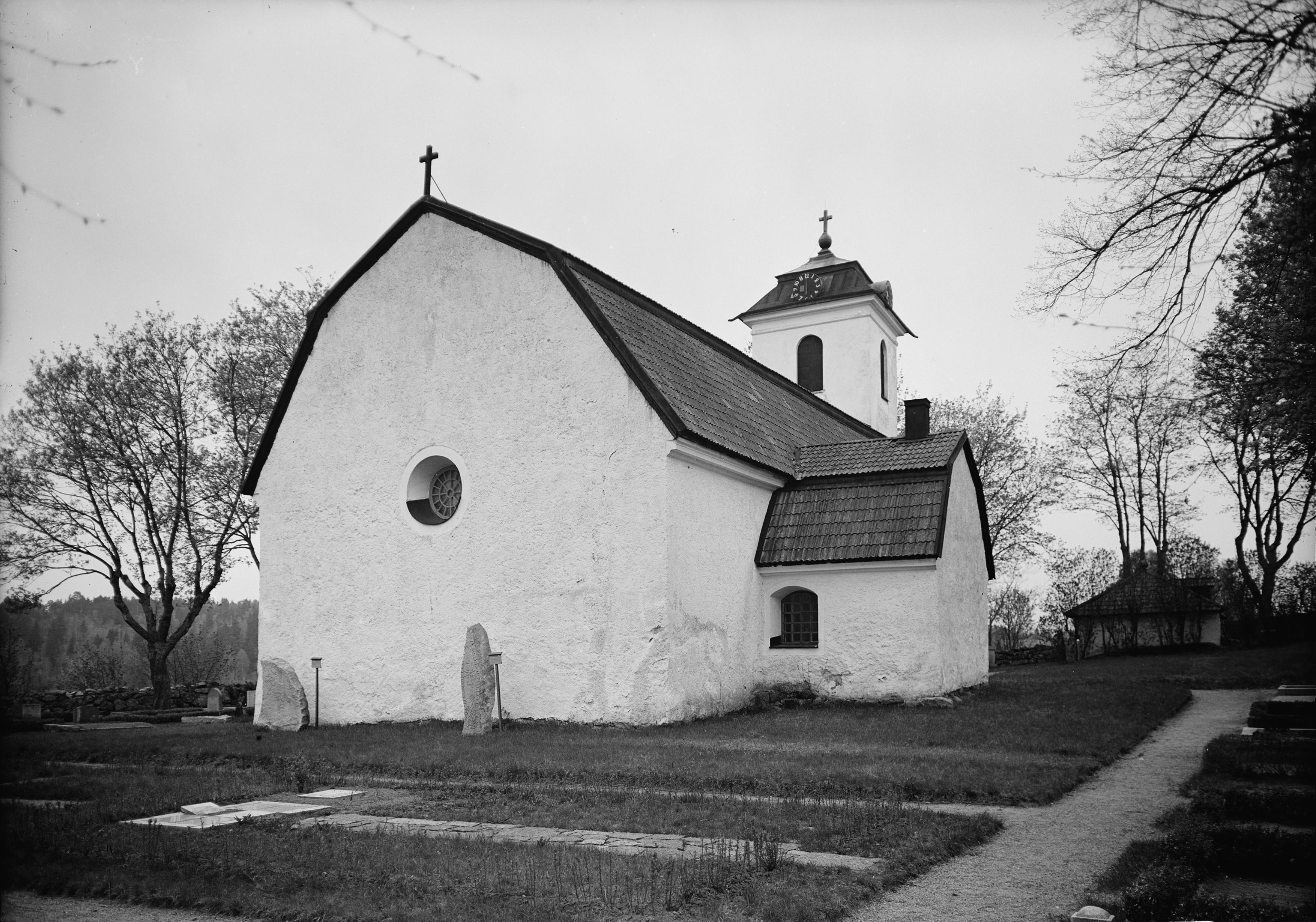 Nils Lagergren, Fresta kyrka