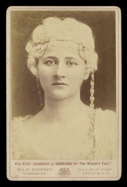 W. & D. Downey, Portrait of Miss Mary Anderson as Hermione in "The Winter's Tale"