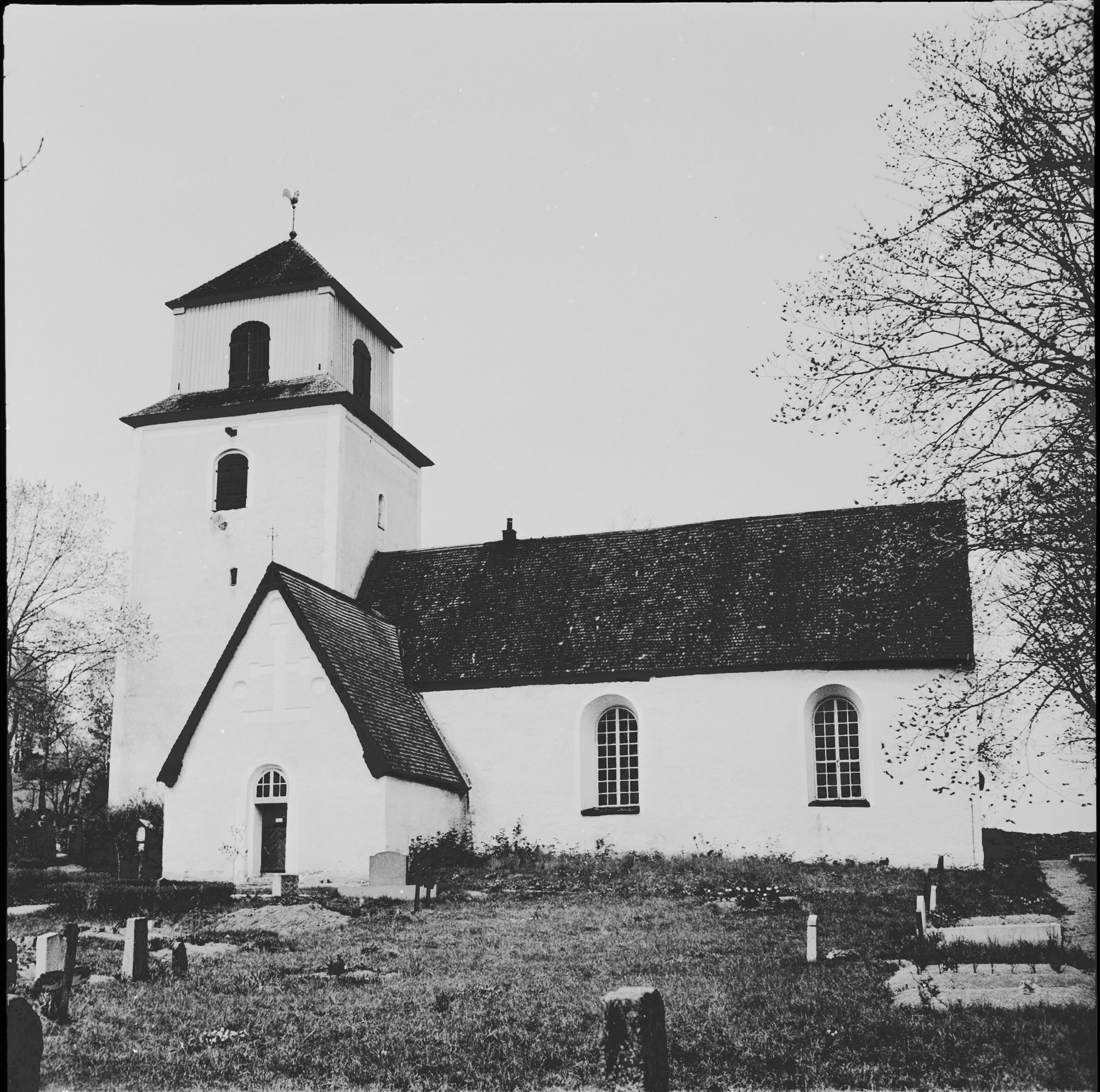 Nils Lagergren, Häggeby kyrka