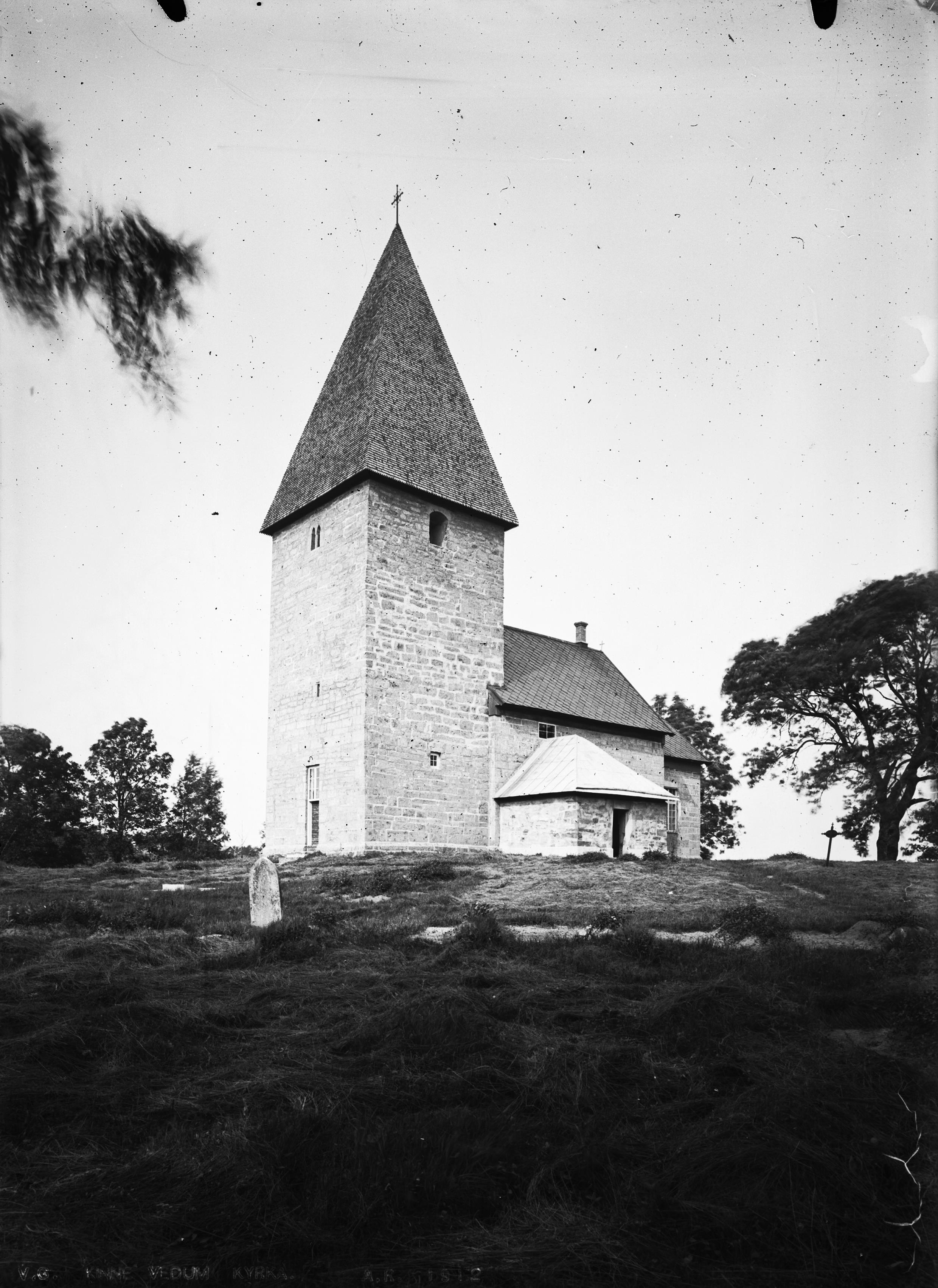 Anders Roland, Kinne-Vedums kyrka