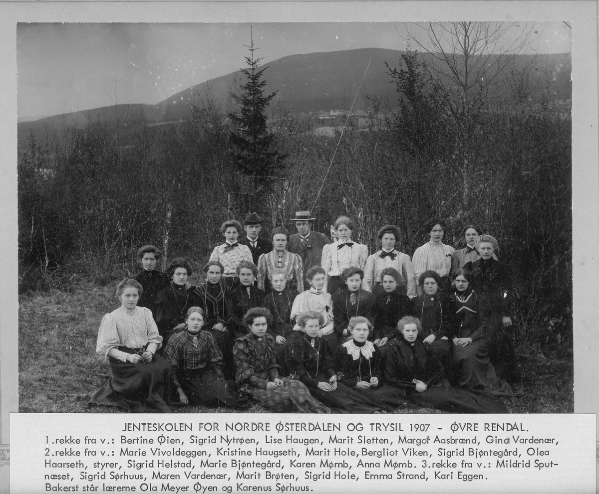 Ukjent, Nord-Østerdal husmorskole (Jenteskolen for Nordre Østerdalen og Trysil - Øvre Rendal) 1907
