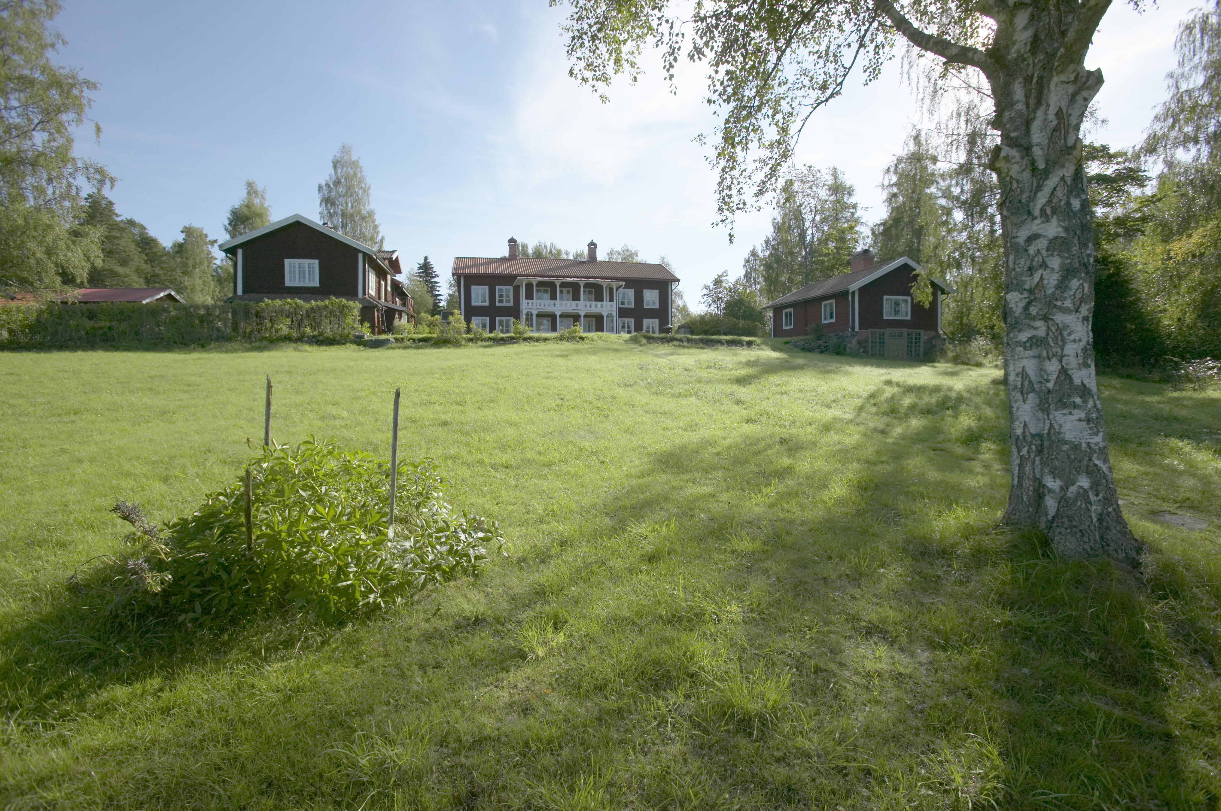 Bengt A Lundberg, Bergsmansgården Hult