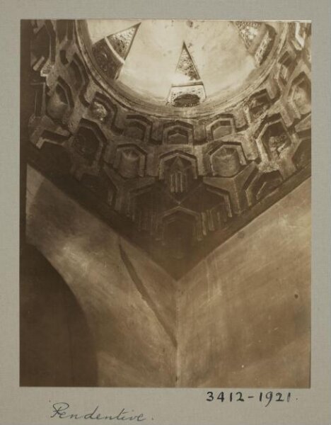 K.A.C. Creswell, Pendentive of dome in the mausoleum of Safi al-Din Jawhar, Cairo