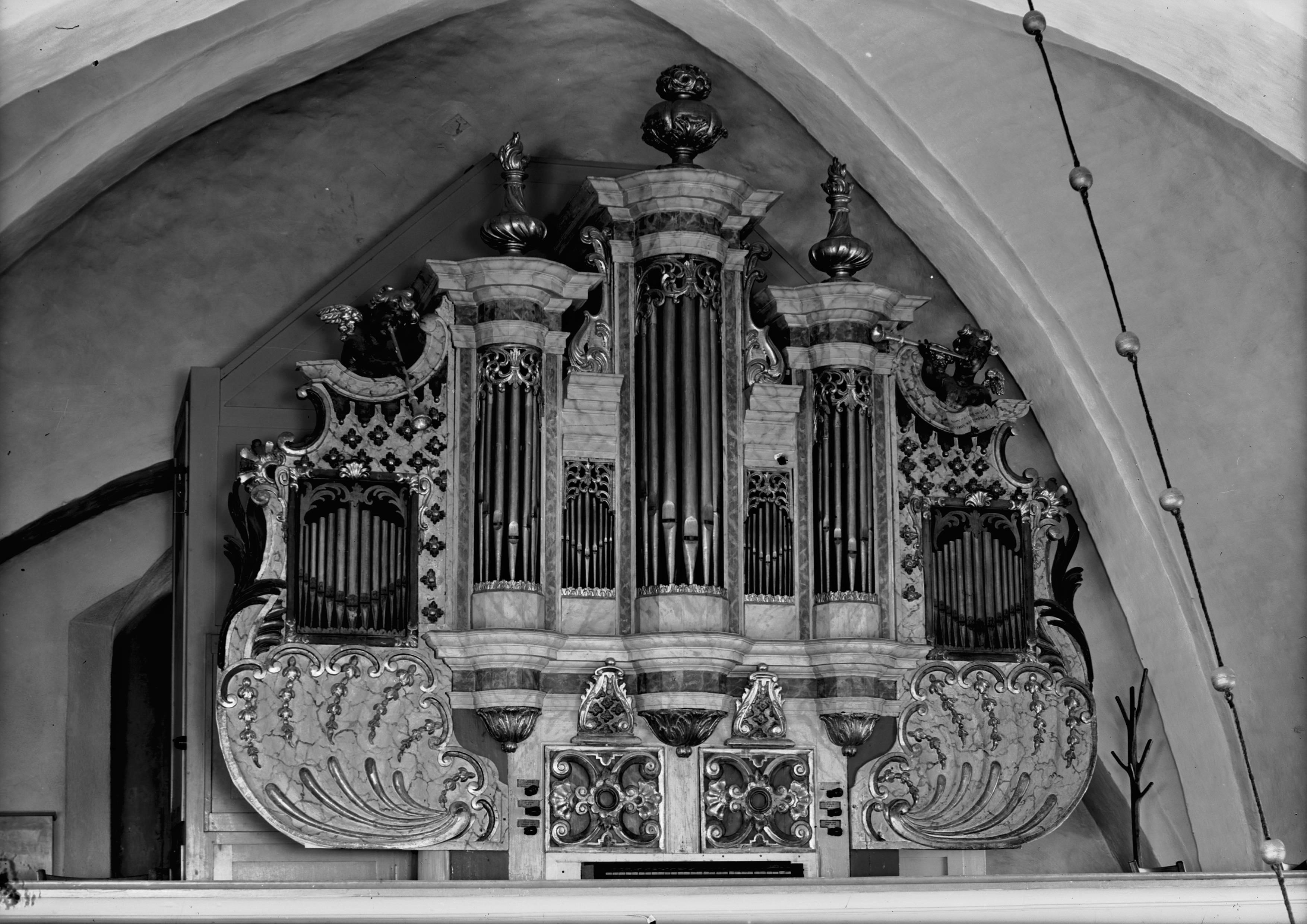Nils Lagergren, Fresta kyrka