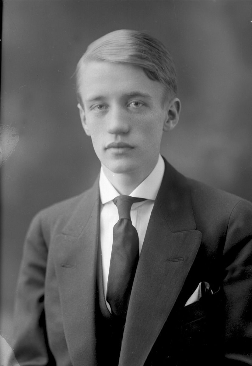 Gustav Borgen, NFB.22082