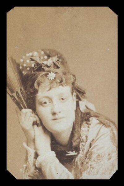 London Stereoscopic and Photographic Company, Guy Little Theatrical Photograph