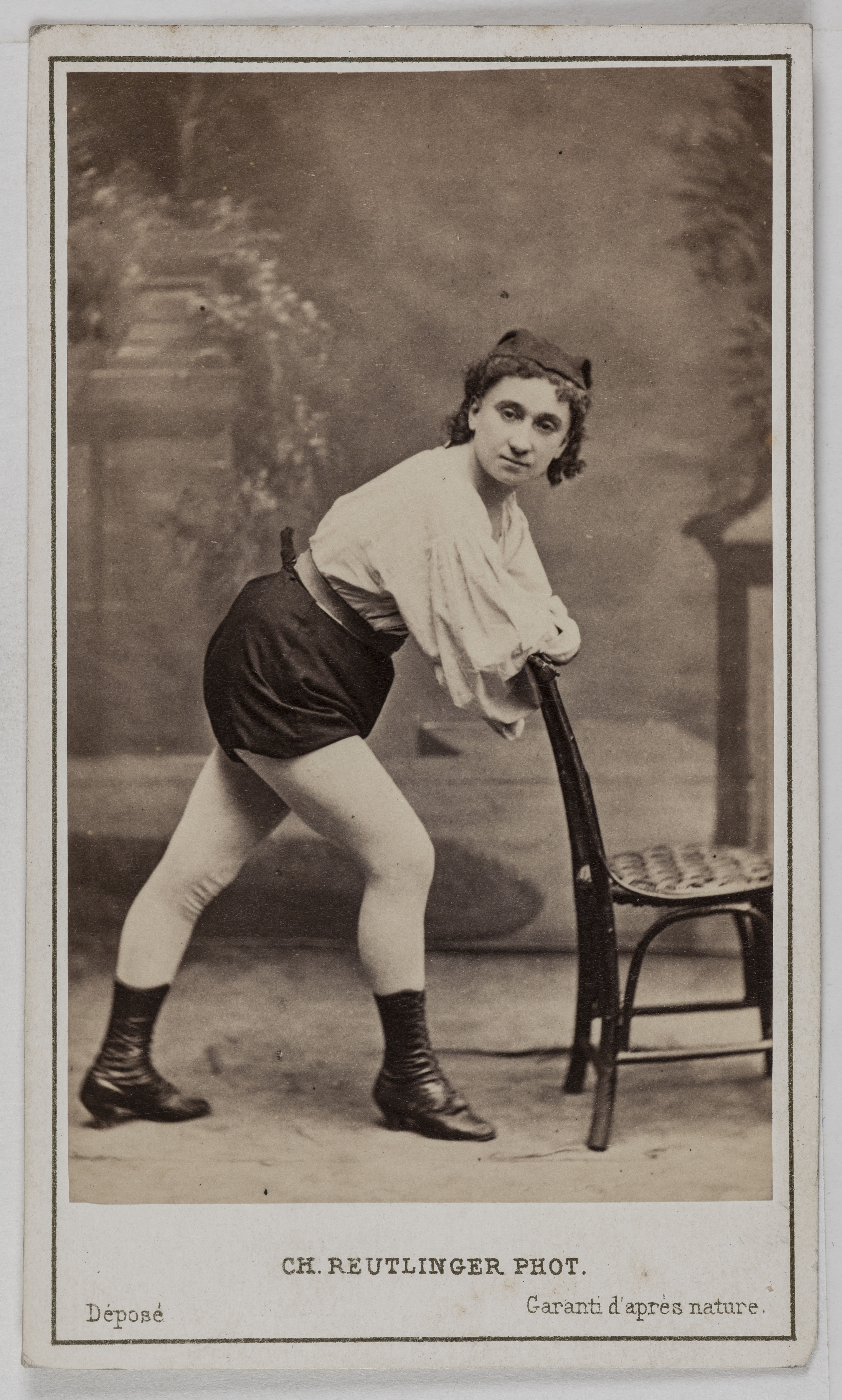 Charles Reutlinger, Portrait de Magne, (actrice)