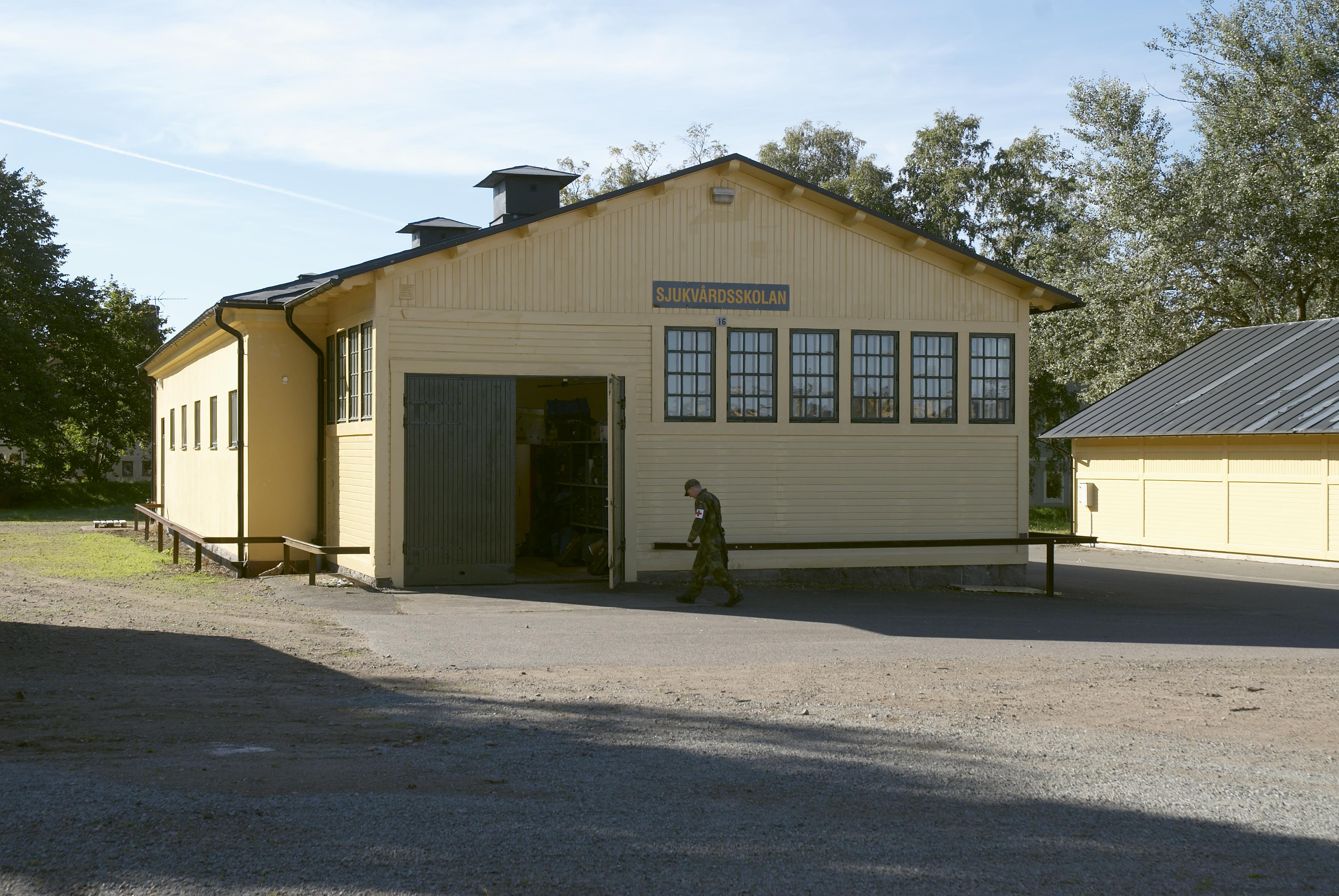Bengt A Lundberg, Eksjö garnison