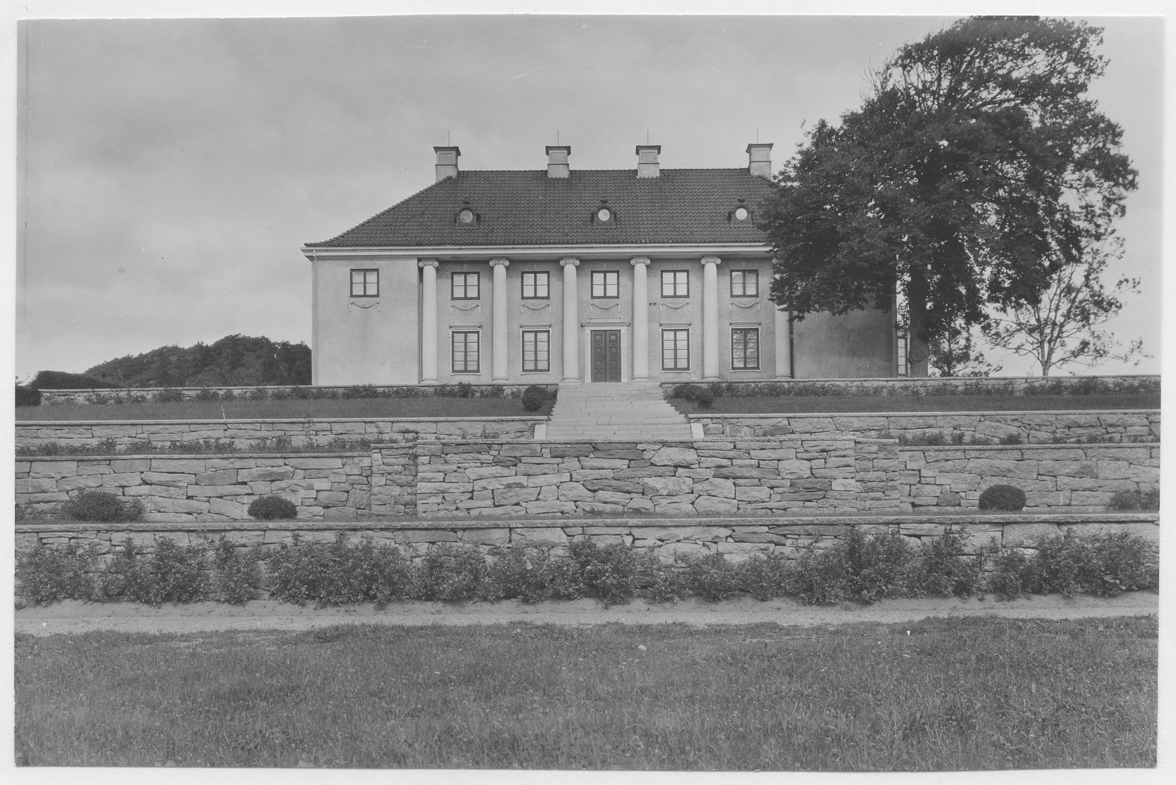 Mårten Sjöbeck, Rossared