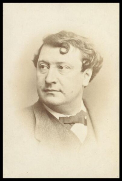 London Stereoscopic and Photographic Company, Guy Little Theatrical Photograph