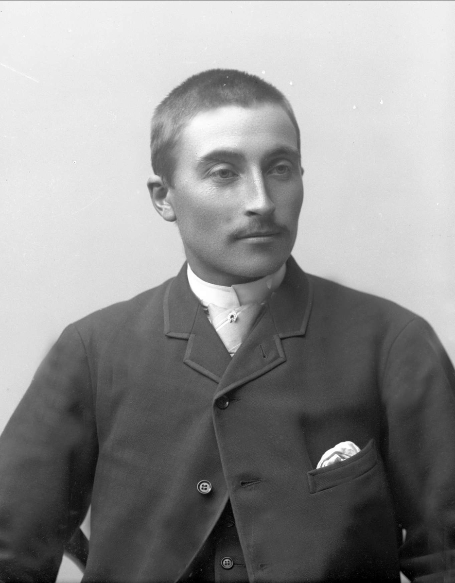 Gustav Borgen, NFB.31590