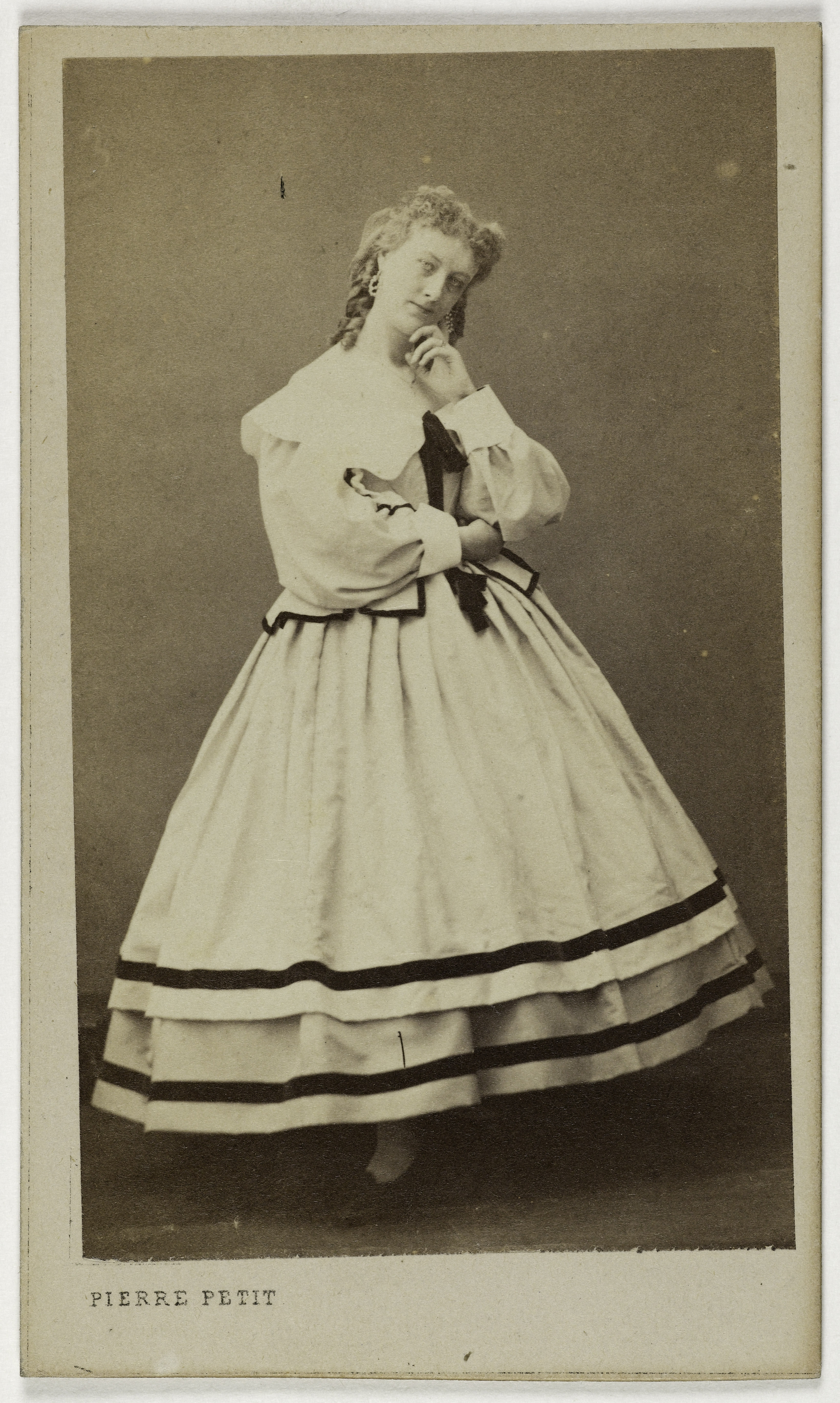 Pierre Petit, Portrait de Godefroy, (danseuse ou chanteuse lyrique)