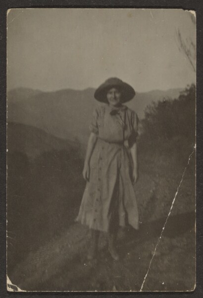 Louis Fleckenstein, [Florence Standing on Mountainside]
