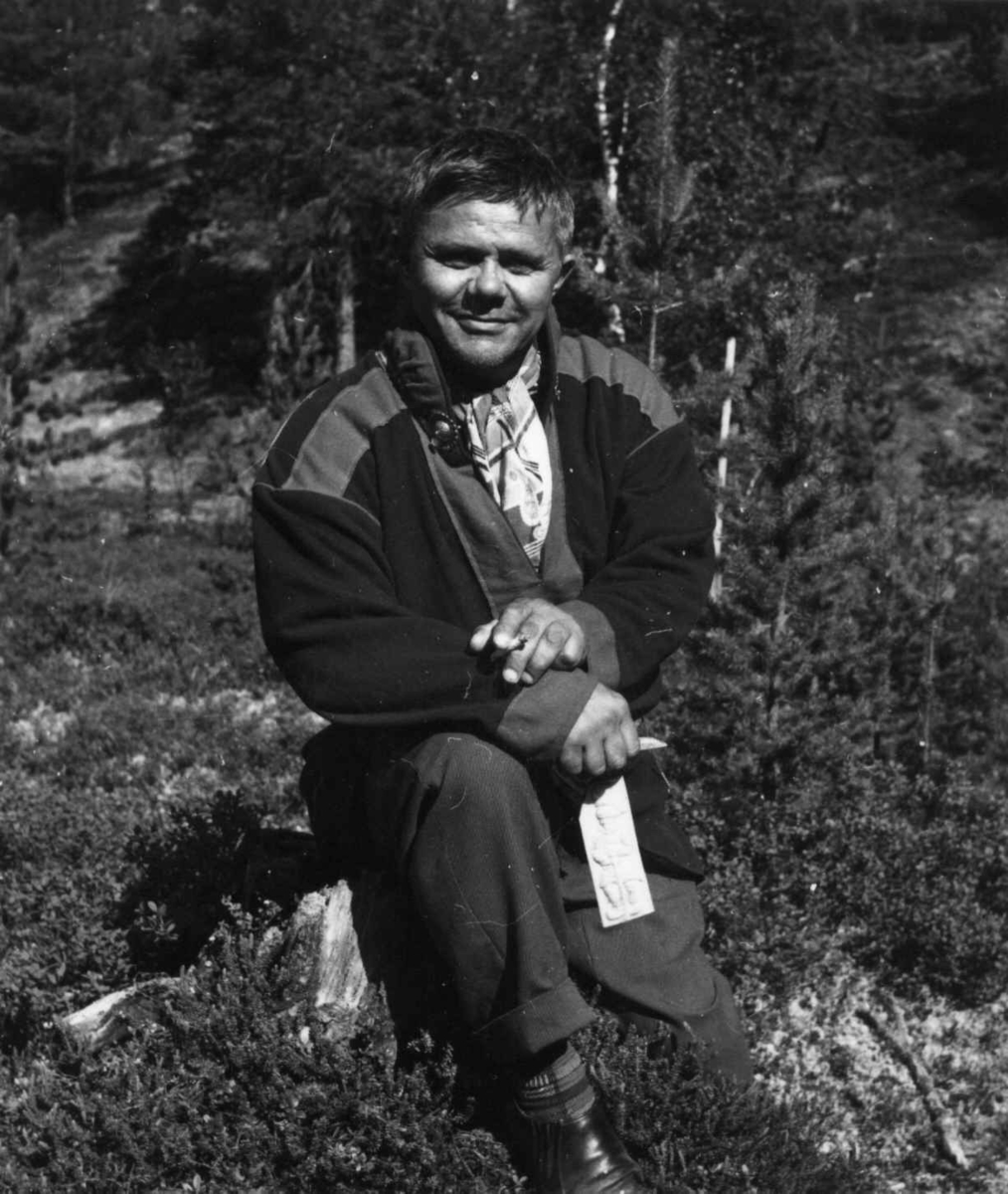 Virginia Raymond Davidson, Portrett av Per Hætta, kunstner, treskjærer. Juli 1967.