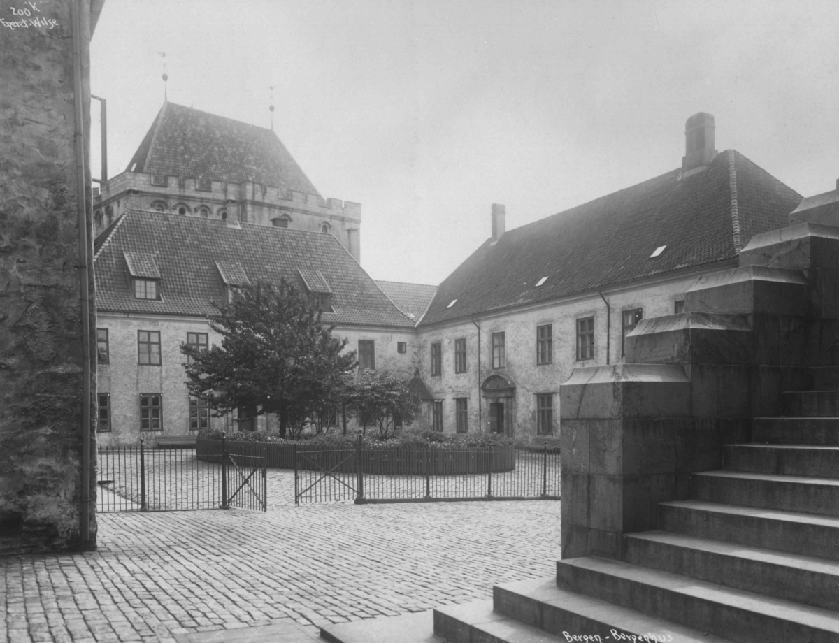Anders Beer Wilse, Bergenhus, Bergen B3.