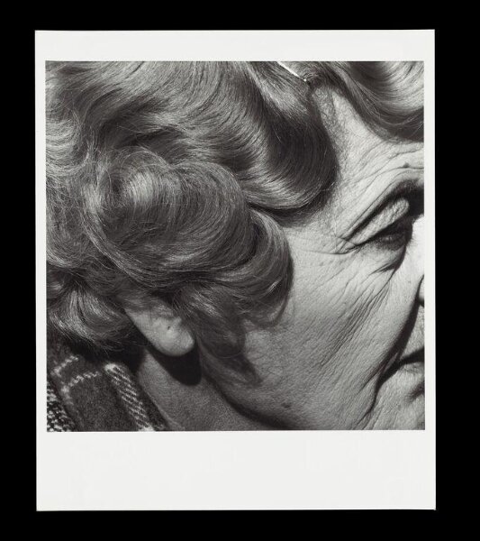 David Goldblatt, Woman with pierced ear, Joubert Park