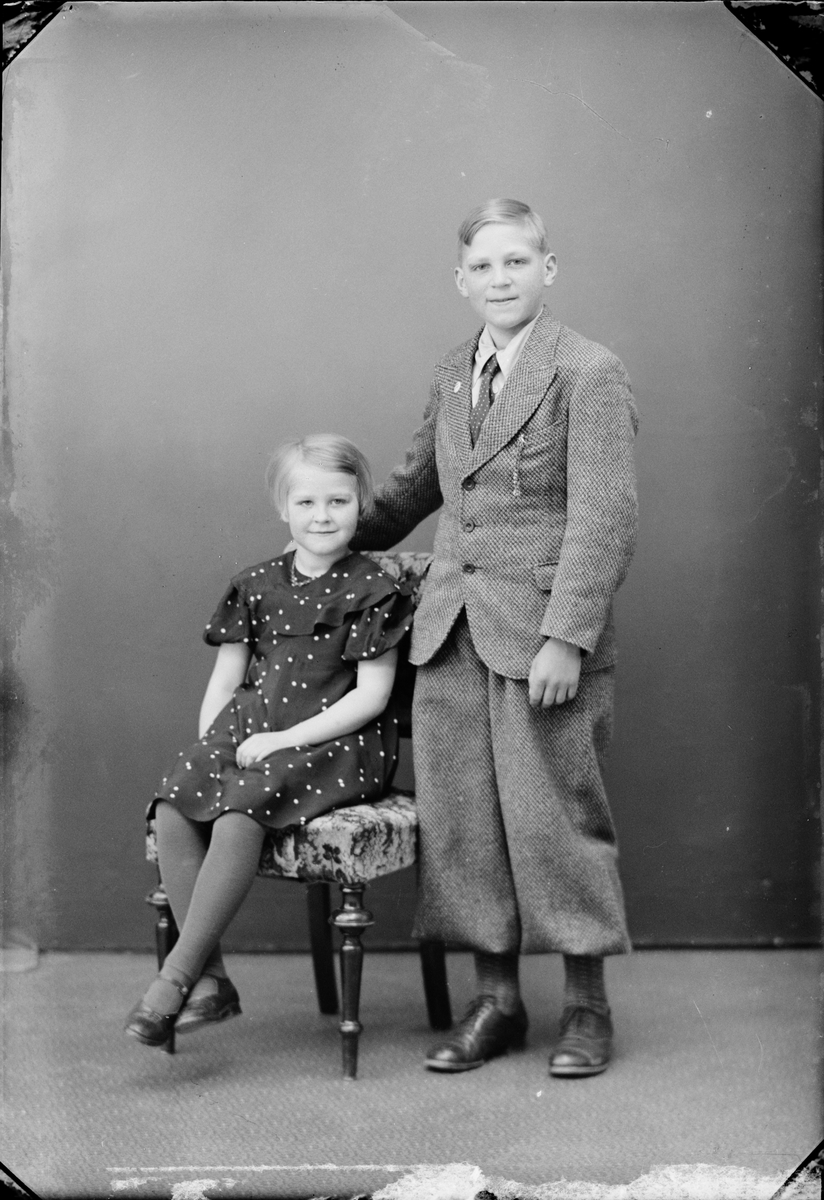 Skötsner-Edhlund, Ateljé Portrait - Captain Mattsson’s Children, Östhammar, Uppland