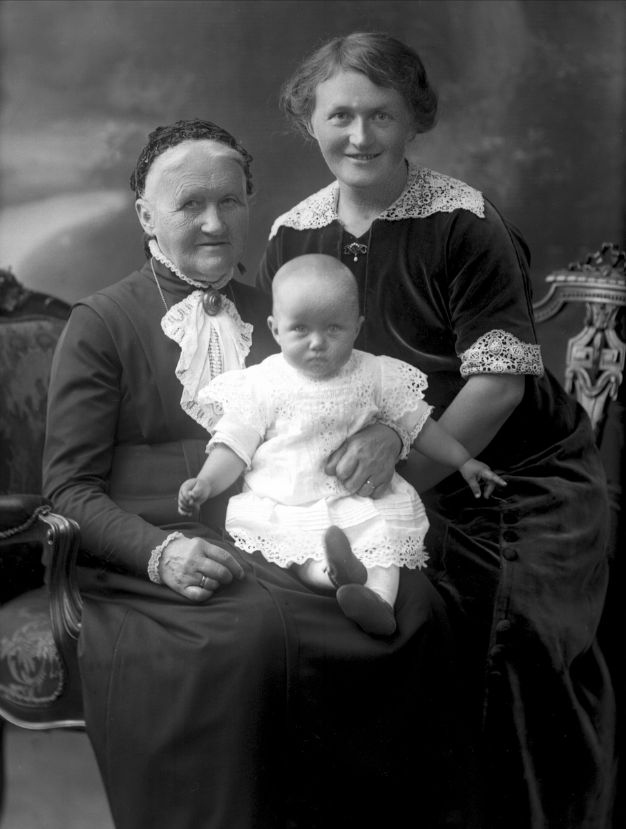 Gustav Borgen, NFB.28781