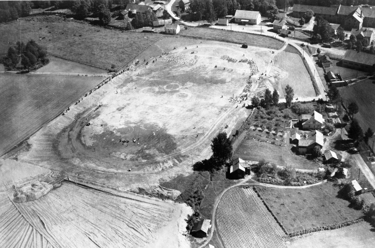 Anno Domkirkeodden, Flyfoto av idrettsparken, Moelv, Ringsaker.