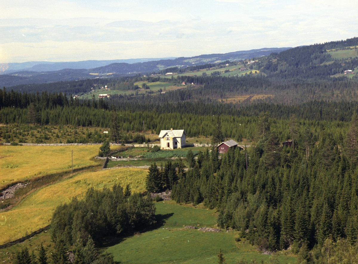 Widerøes Flyveselskap A/S, Flyfoto, Harby lille, Åsmarka, Ringsaker.