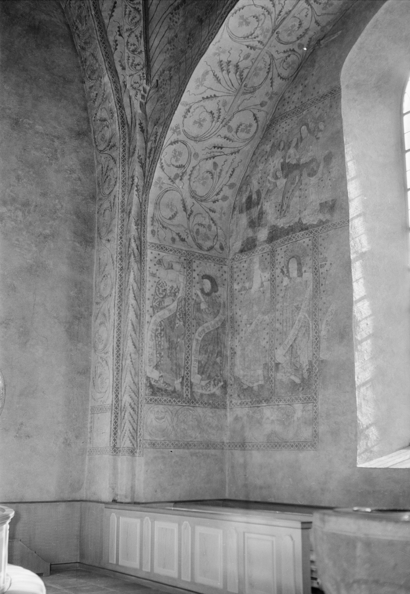 Uppsala-Bild, Återinvigning av kyrkan efter restauration, Kyrkbyn, Tierps socken, Uppland, april 1952