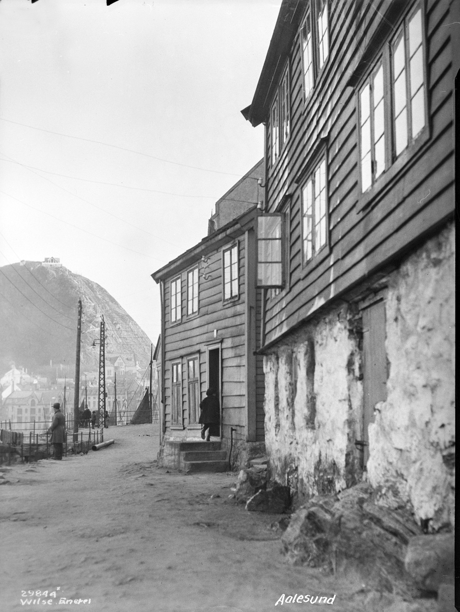 Anders Beer Wilse, Prot: Aalesund