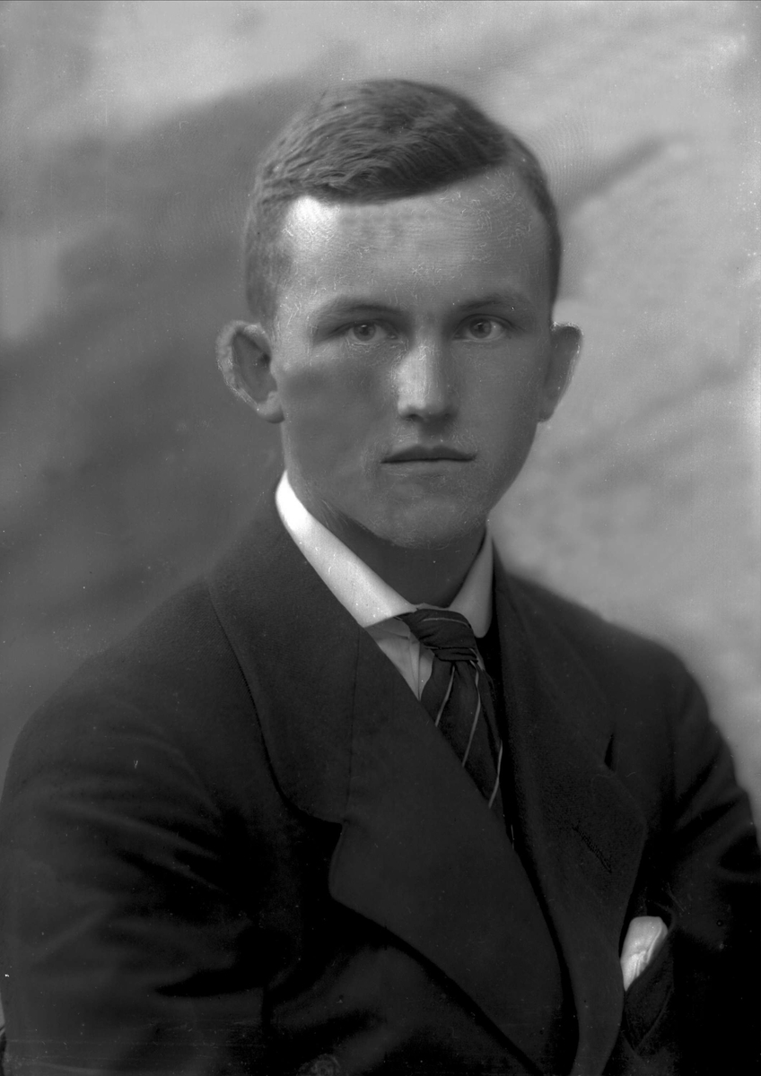 Gustav Borgen, NFB.37523